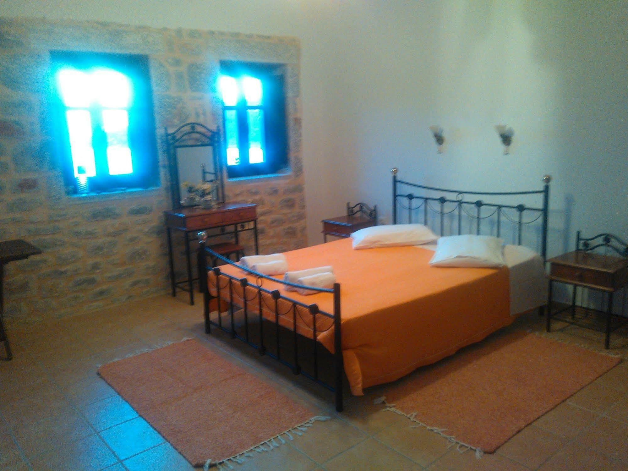 Onar Mani Suites Neo Oitilo Exterior foto